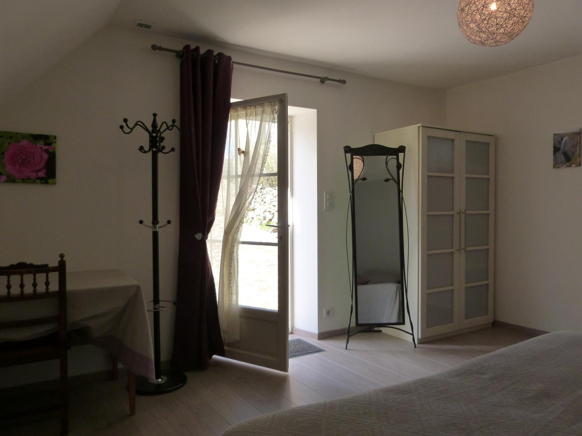 La Reine Des Pres Chambres D'Hotes Saint-Bonnet-de-Chirac Oda fotoğraf